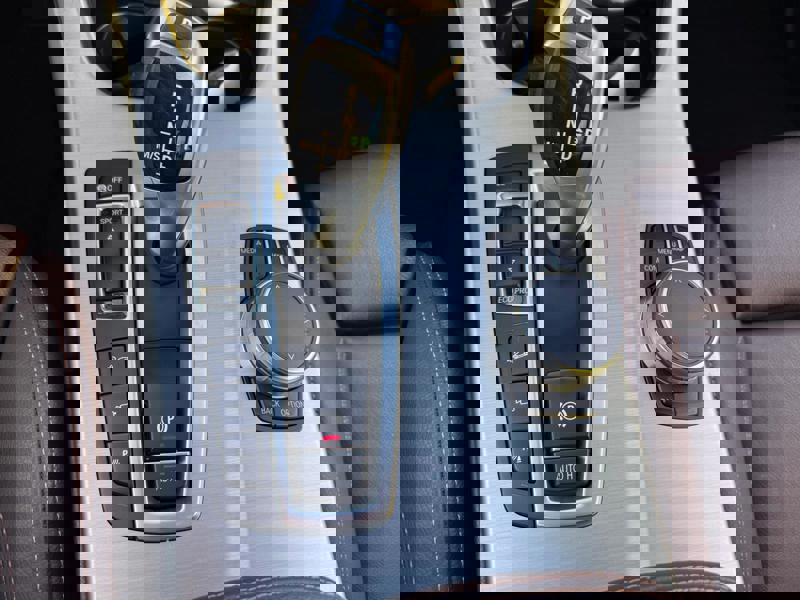 Image BMW 楲⁥㑘⠠㉆⤶㈨㄰ⴴ⤾ 20 d 2.0 190 xLine xDrive Xénon GPS Bluetooth Caméra Sièges cuir élec à mémoires Régul Clim auto Gti